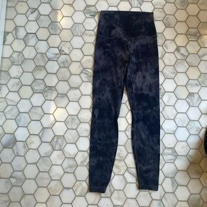 Lululemon align, black, tie-dye leggings excellent condition size 6